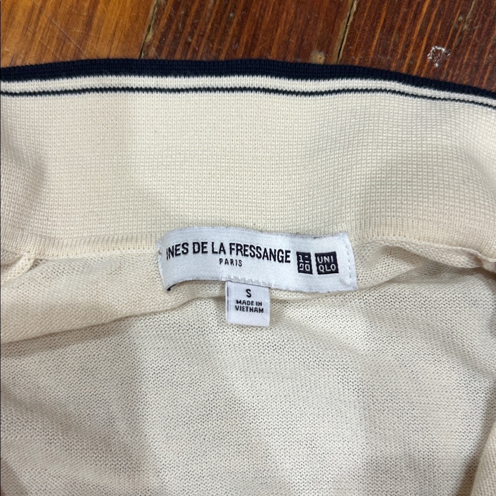 Uniqlo Cream Button-Up Collared Cardigan - Picture 2 of 2
